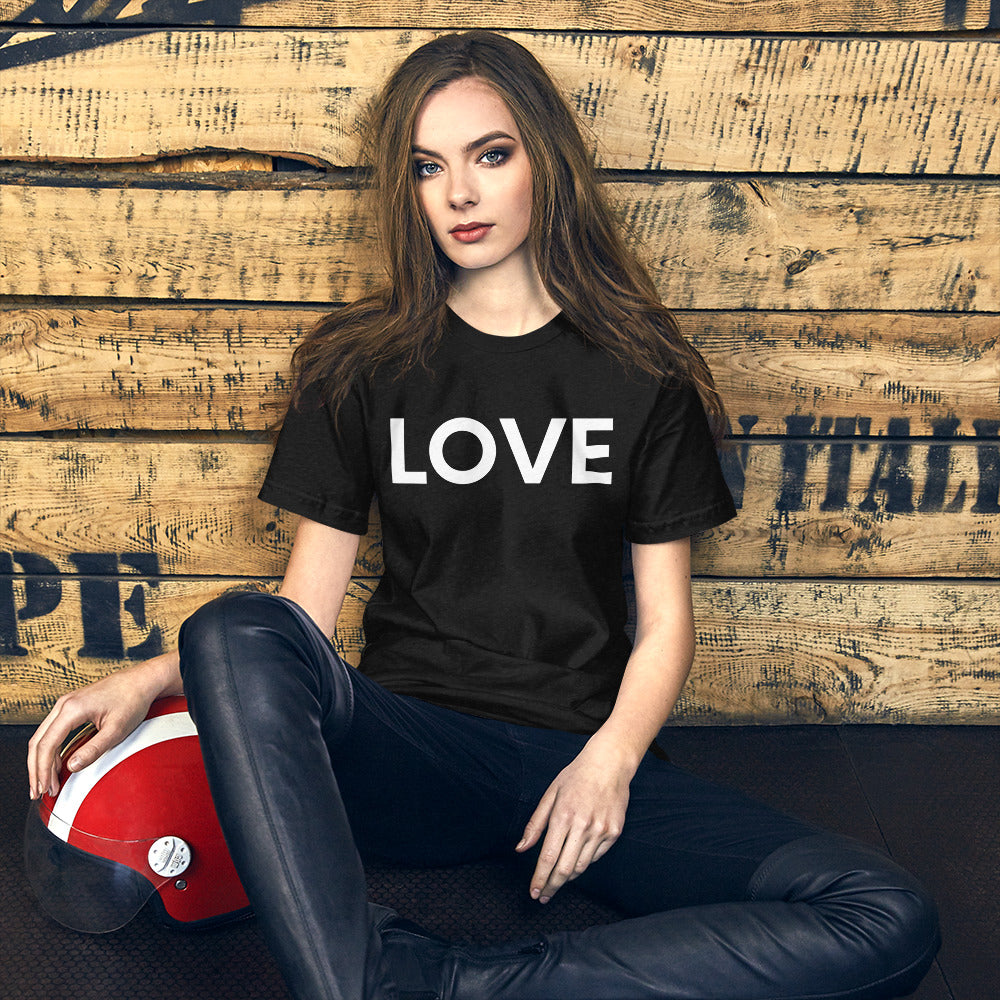 LOVE Unisex t-shirt